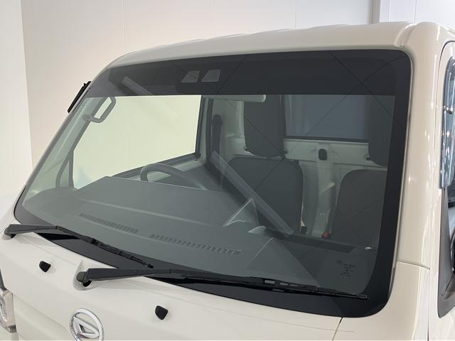 ハイゼットトラックスタンダードSAIIIt4WD LEDヘッドライト スマートアシスト レーンアシスト LEDヘッドライト マニュアルエアコン パワステ ABS 運転席エアバッグ 純正CDチューナー CD AM FM AUX USB(愛媛県)の中古車