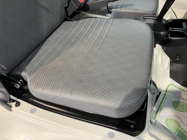 ハイゼットトラックスタンダードSAIIIt4WD LEDヘッドライト スマートアシスト レーンアシスト LEDヘッドライト マニュアルエアコン パワステ ABS 運転席エアバッグ 純正CDチューナー CD AM FM AUX USB(愛媛県)の中古車