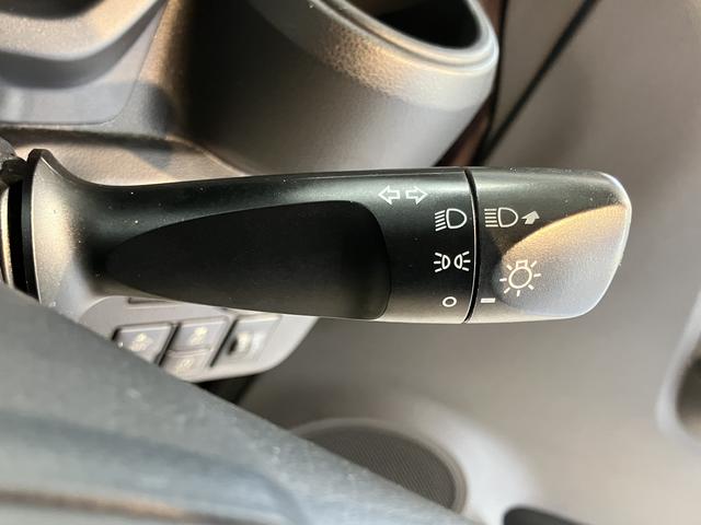 ミライースL SAIII2WD CVT車 社外ナビ CD USB Bluetooth 障害物センサー アイドリングストップ キーレスエントリー 衝突被害軽減システム(愛媛県)の中古車