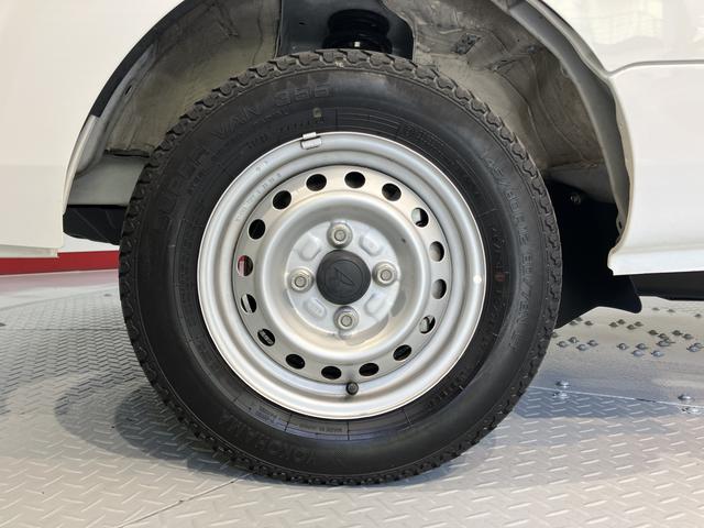 ハイゼットトラックスタンダード2WD MT車 エアコン パワステ エアバッグ ABS ラジオ オートライト アイドリングストップ スマートアシスト非装着車(愛媛県)の中古車