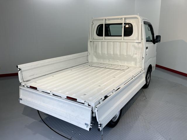 ハイゼットトラックスタンダード2WD MT車 エアコン パワステ エアバッグ ABS ラジオ オートライト アイドリングストップ スマートアシスト非装着車(愛媛県)の中古車