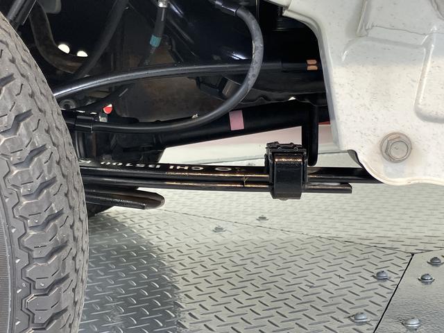 ハイゼットトラックスタンダード2WD MT車 エアコン パワステ エアバッグ ABS ラジオ オートライト アイドリングストップ スマートアシスト非装着車(愛媛県)の中古車