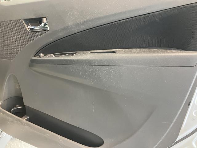 ムーヴカスタム　Ｘリミテッド４ＷＤ　ＣＶＴ車　純正ナビ　バックモニター　ワンセグＴＶ　ＣＤ　ラジオ　社外ＥＴＣ　プッシュスタート　ベンチシート　電動格納ドアミラー　キーフリーシステム（愛媛県）の中古車