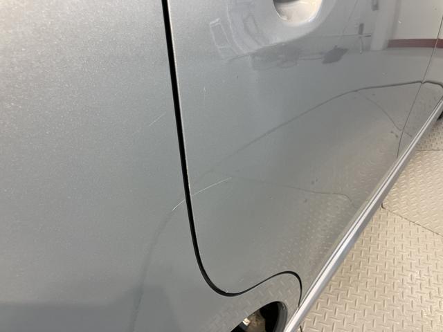 ムーヴカスタム　Ｘリミテッド４ＷＤ　ＣＶＴ車　純正ナビ　バックモニター　ワンセグＴＶ　ＣＤ　ラジオ　社外ＥＴＣ　プッシュスタート　ベンチシート　電動格納ドアミラー　キーフリーシステム（愛媛県）の中古車