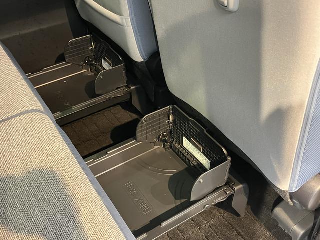 ムーヴキャンバスストライプスＧ両側電動スライドドア　前席シートヒーター　電動パーキング　オートライト　ＬＥＤヘッドライト　プッシュスタート　アイドリングストップ　ベンチシート　オーディオレス車　パノラマカメラ装着車　キーフリー（愛媛県）の中古車