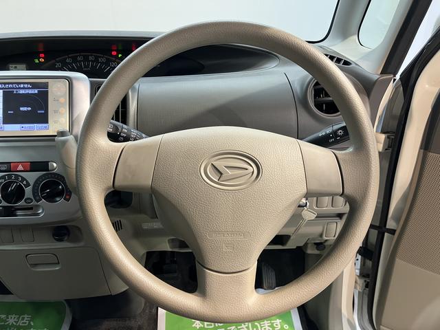 タントスローパーリアシート付き福祉車両　純正ナビ　ワンセグＴＶ　ＥＴＣ　エアコン　パワステ　パワーウィンドウ　ＡＢＳ　エアバッグ（愛媛県）の中古車