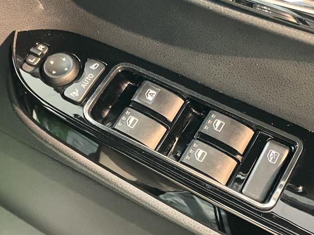 タントカスタムXスタイルセレクション両側電動スライドドア 前席シートヒーター 障害物センサー オートライト LEDヘッドライト プッシュスタート アイドリングストップ 電動格納ドアミラー キーフリー オーディオレス車 バックカメラ装着車(愛媛県)の中古車