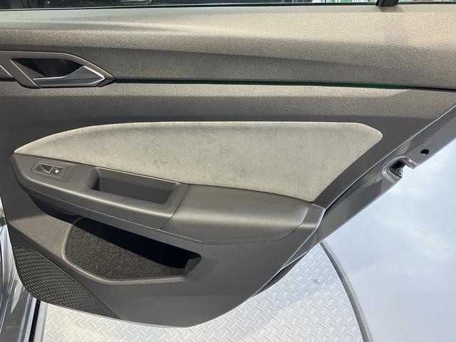 VW ゴルフeTSI Rライン純正ナビ フルセグTV バックモニター Bluetooth USB ドラレコ ETC クルーズコントロール オートライト LEDヘッドライト 前席シートヒーター ステアリングヒーター プッシュスタート(愛媛県)の中古車