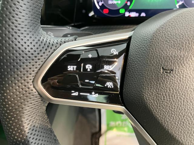 VW ゴルフeTSI Rライン純正ナビ フルセグTV バックモニター Bluetooth USB ドラレコ ETC クルーズコントロール オートライト LEDヘッドライト 前席シートヒーター ステアリングヒーター プッシュスタート(愛媛県)の中古車