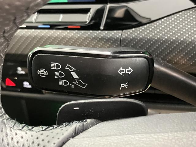 VW ゴルフeTSI Rライン純正ナビ フルセグTV バックモニター Bluetooth USB ドラレコ ETC クルーズコントロール オートライト LEDヘッドライト 前席シートヒーター ステアリングヒーター プッシュスタート(愛媛県)の中古車