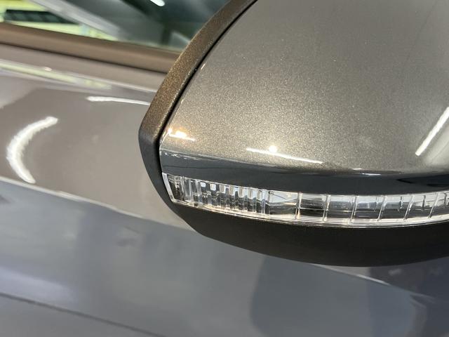 VW ゴルフeTSI Rライン純正ナビ フルセグTV バックモニター Bluetooth USB ドラレコ ETC クルーズコントロール オートライト LEDヘッドライト 前席シートヒーター ステアリングヒーター プッシュスタート(愛媛県)の中古車