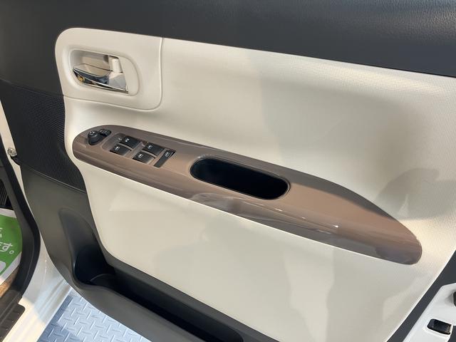 ムーヴキャンバスXリミテッドメイクアップ SAII純正ナビ バックモニター フルセグTV CD DVD USB Bluetooth 両側電動スライドドア オートライト ベンチシート プッシュスタート アイドリングストップ 電動格納ドアミラー(愛媛県)の中古車