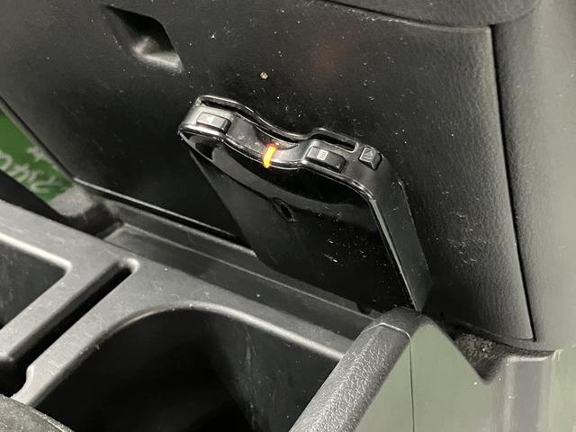 ハイゼットトラックスタンダード2WD 5速ミッション車 CD ラジオ ETC マニュアルエアコン パワステ 運転席エアバッグ(愛媛県)の中古車