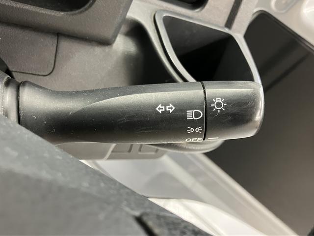 ハイゼットトラックスタンダード2WD 5速ミッション車 CD ラジオ ETC マニュアルエアコン パワステ 運転席エアバッグ(愛媛県)の中古車