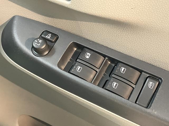 ミライースＸ　リミテッドＳＡ純正ナビ　フルセグＴＶ　ＣＤ　ＤＶＤ　ＵＳＢ　Ｂｌｕｅｔｏｏｔｈ　ＥＴＣ　アイドリングストップ　電動格納ドアミラー　キーレスエントリー　マニュアルエアコン　パワステ　パワーウィンドウ（愛媛県）の中古車