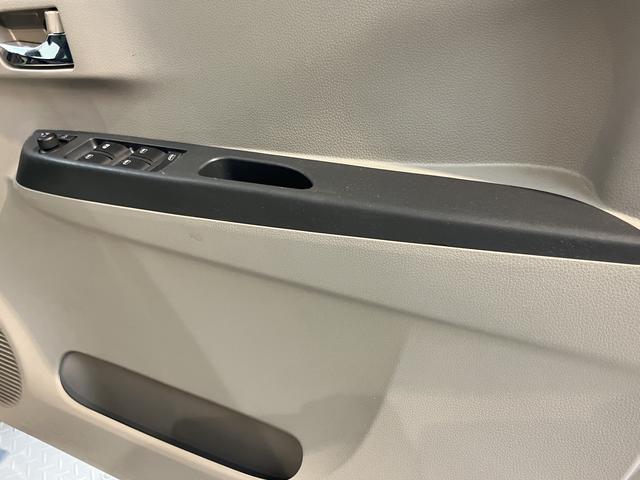 ミライースＸ　リミテッドＳＡ純正ナビ　フルセグＴＶ　ＣＤ　ＤＶＤ　ＵＳＢ　Ｂｌｕｅｔｏｏｔｈ　ＥＴＣ　アイドリングストップ　電動格納ドアミラー　キーレスエントリー　マニュアルエアコン　パワステ　パワーウィンドウ（愛媛県）の中古車