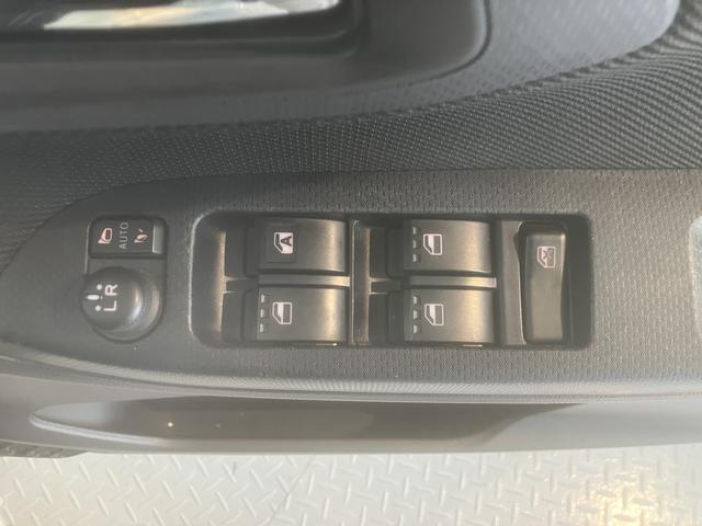 ムーヴＸリミテッドII　ＳＡIII純正ナビ　バックモニター　フルセグＴＶ　ＣＤ　ＤＶＤ　ＵＳＢ　Ｂｌｕｅｔｏｏｔｈ　ミュージックサーバー　ドラレコ　ＥＴＣ　運転席シートヒーター　オートライト　ＬＥＤヘッドライト　キーフリーシステム（愛媛県）の中古車