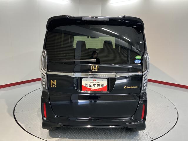 Ｎ−ＢＯＸカスタムＧ・ＥＸターボホンダセンシングプッシュスタート　両側電動スライドドア　横滑り防止装置　ＥＣＯＮ　オートライト　ＬＥＤヘッドライト　フロントフォグランプ　レーンアシスト　純正ナビ　ＥＴＣ車載器　ナビ連動ドライブレコーダー　２ＷＤ（愛媛県）の中古車