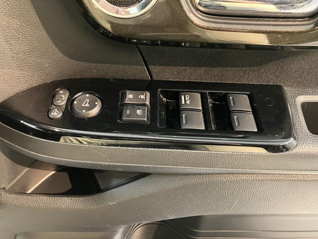 Ｎ−ＢＯＸカスタムＧ・ＥＸターボホンダセンシングプッシュスタート　両側電動スライドドア　横滑り防止装置　ＥＣＯＮ　オートライト　ＬＥＤヘッドライト　フロントフォグランプ　レーンアシスト　純正ナビ　ＥＴＣ車載器　ナビ連動ドライブレコーダー　２ＷＤ（愛媛県）の中古車