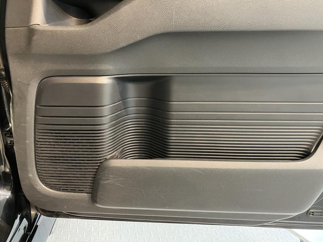 Ｎ−ＢＯＸカスタムＧ・ＥＸターボホンダセンシングプッシュスタート　両側電動スライドドア　横滑り防止装置　ＥＣＯＮ　オートライト　ＬＥＤヘッドライト　フロントフォグランプ　レーンアシスト　純正ナビ　ＥＴＣ車載器　ナビ連動ドライブレコーダー　２ＷＤ（愛媛県）の中古車