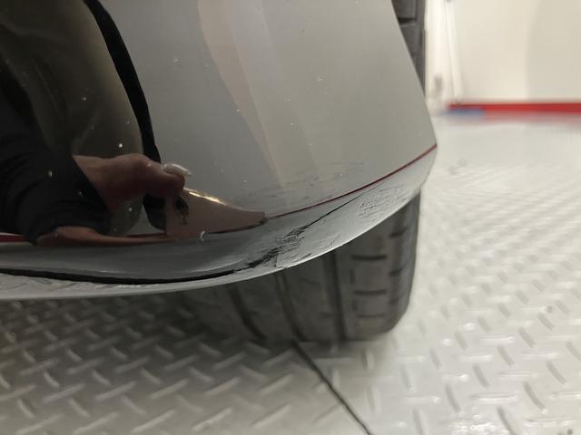 Ｎ−ＢＯＸカスタムＧ・ＥＸターボホンダセンシングプッシュスタート　両側電動スライドドア　横滑り防止装置　ＥＣＯＮ　オートライト　ＬＥＤヘッドライト　フロントフォグランプ　レーンアシスト　純正ナビ　ＥＴＣ車載器　ナビ連動ドライブレコーダー　２ＷＤ（愛媛県）の中古車