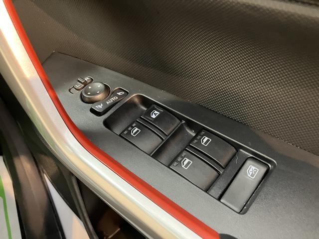 ロッキーGプッシュスタート オートライト LEDヘッドライト フロントフォグランプ アダプティブクルーズコントロール 運転席・助手席シートヒーター コーナーセンサー 純正ナビ パノラマモニター ETC車載器(愛媛県)の中古車