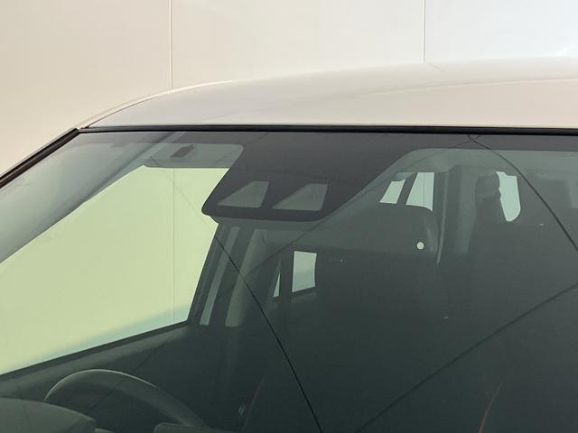 ロッキーGプッシュスタート オートライト LEDヘッドライト フロントフォグランプ アダプティブクルーズコントロール 運転席・助手席シートヒーター コーナーセンサー 純正ナビ パノラマモニター ETC車載器(愛媛県)の中古車
