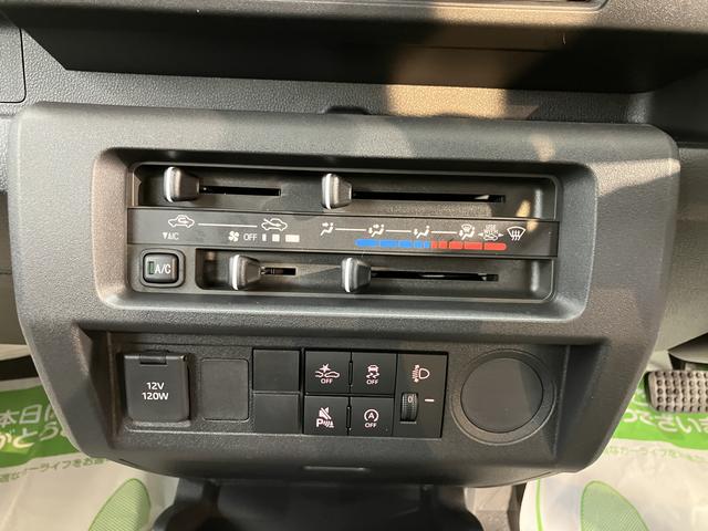 ハイゼットトラックスタンダード２ＷＤ　ＣＶＴ車　ラジオ　アイドリングストップ　オートライト　ハロゲンヘッドライト　マニュアルエアコン　パワステ　ＡＢＳ　運転席エアバッグ　助手席エアバッグ（愛媛県）の中古車