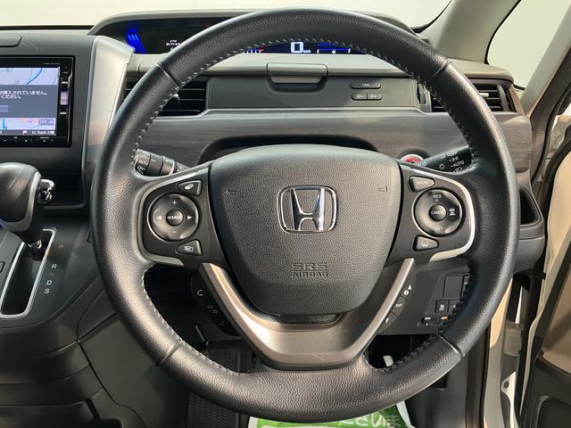 フリードG・ホンダセンシング純正ナビ バックモニター フルセグTV CD DVD Bluetooth 後席モニター ドラレコ ETC 両側電動スライドドア クルーズコントロール オートライト LEDヘッドライト プッシュスタート(愛媛県)の中古車