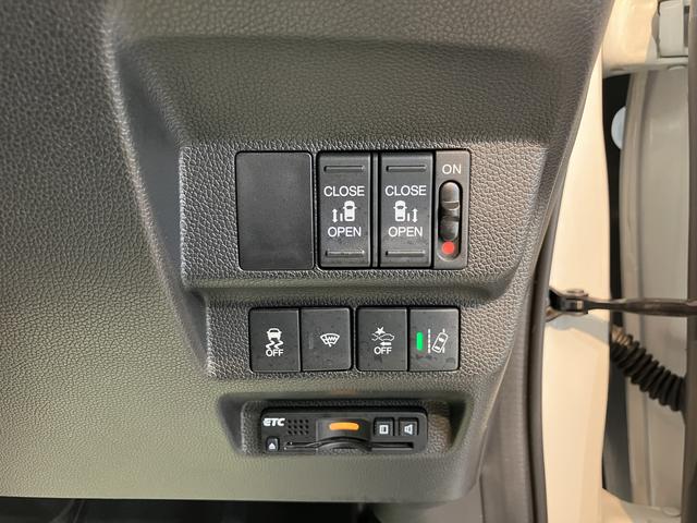 フリードG・ホンダセンシング純正ナビ バックモニター フルセグTV CD DVD Bluetooth 後席モニター ドラレコ ETC 両側電動スライドドア クルーズコントロール オートライト LEDヘッドライト プッシュスタート(愛媛県)の中古車