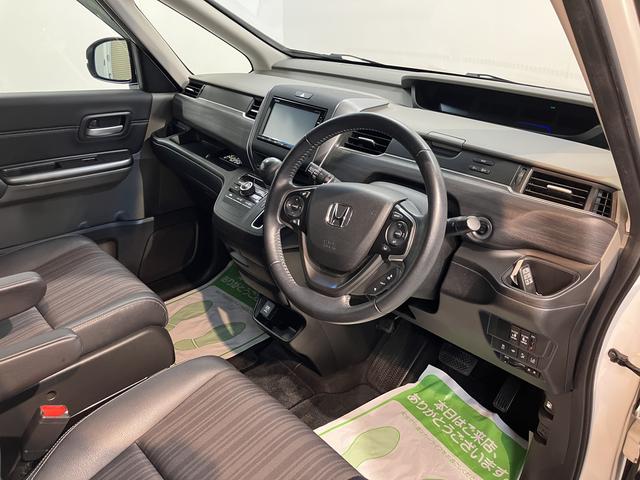 フリードG・ホンダセンシング純正ナビ バックモニター フルセグTV CD DVD Bluetooth 後席モニター ドラレコ ETC 両側電動スライドドア クルーズコントロール オートライト LEDヘッドライト プッシュスタート(愛媛県)の中古車
