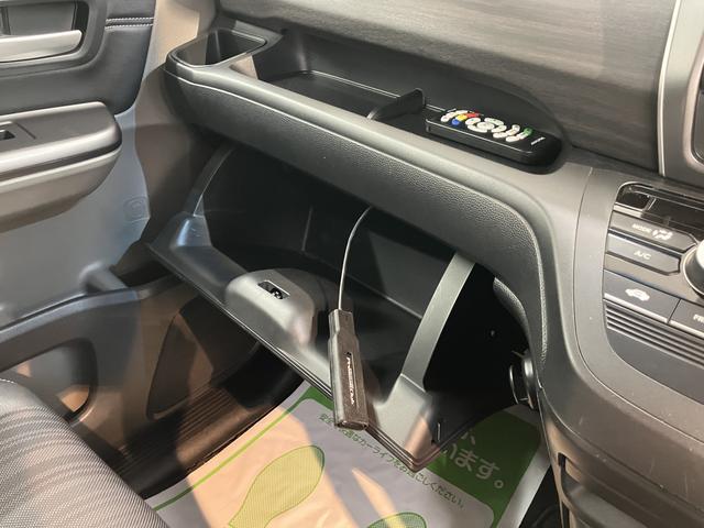 フリードG・ホンダセンシング純正ナビ バックモニター フルセグTV CD DVD Bluetooth 後席モニター ドラレコ ETC 両側電動スライドドア クルーズコントロール オートライト LEDヘッドライト プッシュスタート(愛媛県)の中古車