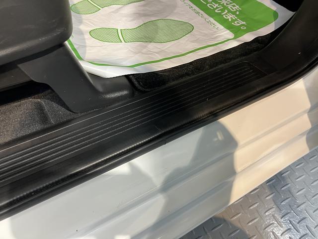 フリードG・ホンダセンシング純正ナビ バックモニター フルセグTV CD DVD Bluetooth 後席モニター ドラレコ ETC 両側電動スライドドア クルーズコントロール オートライト LEDヘッドライト プッシュスタート(愛媛県)の中古車