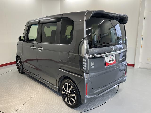 N−BOXカスタムG・Lホンダセンシングプッシュスタート 横滑り防止装置 アダプティブクルーズコントロール アイドリングストップ LEDヘッドライト フロントフォグランプ 片側電動スライドドア 純正CDチューナー USB AUX ETC(愛媛県)の中古車
