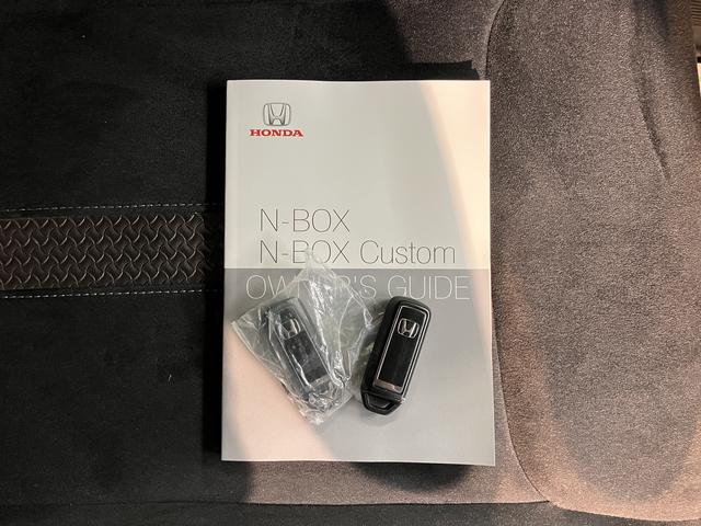 N−BOXカスタムG・Lホンダセンシングプッシュスタート 横滑り防止装置 アダプティブクルーズコントロール アイドリングストップ LEDヘッドライト フロントフォグランプ 片側電動スライドドア 純正CDチューナー USB AUX ETC(愛媛県)の中古車