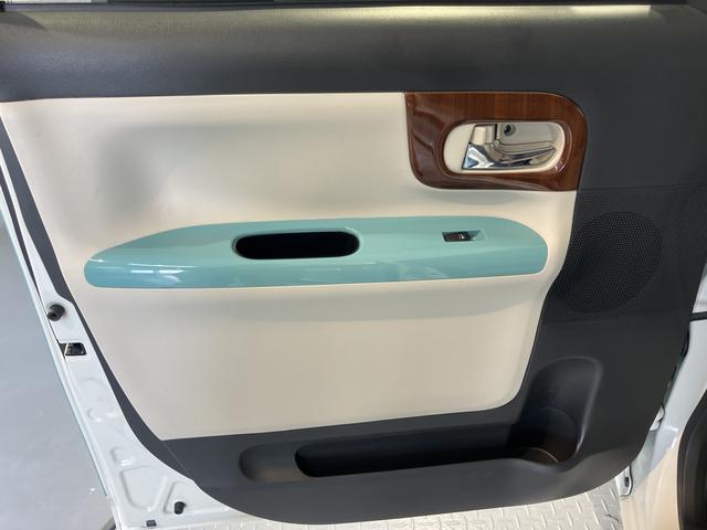 ムーヴキャンバスGメイクアップリミテッド SAIII純正ナビ パノラマモニター フルセグTV CD DVD USB Bluetooth ミュージックサーバー ETC 両側電動スライドドア オートライト LEDヘッドライト ベンチシート プッシュスタート(愛媛県)の中古車