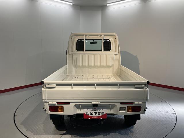 ハイゼットトラックスタンダード４ＷＤ　ハロゲンヘッドライト　マニュアルエアコン　運転席エアバッグ　パワステ　全塗装済車　オーディオレス（愛媛県）の中古車
