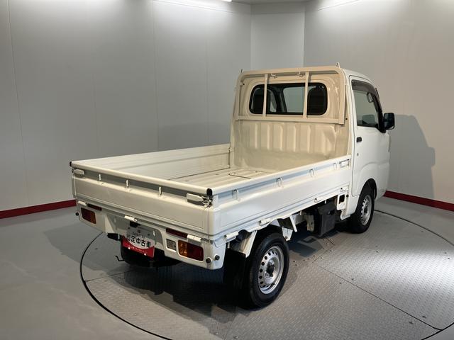 ハイゼットトラックスタンダード４ＷＤ　ハロゲンヘッドライト　マニュアルエアコン　運転席エアバッグ　パワステ　全塗装済車　オーディオレス（愛媛県）の中古車