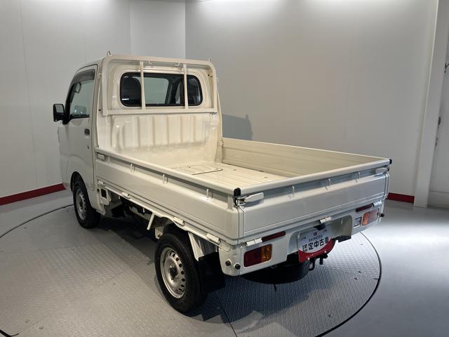ハイゼットトラックスタンダード４ＷＤ　ハロゲンヘッドライト　マニュアルエアコン　運転席エアバッグ　パワステ　全塗装済車　オーディオレス（愛媛県）の中古車