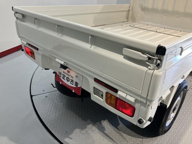 ハイゼットトラックスタンダード４ＷＤ　ハロゲンヘッドライト　マニュアルエアコン　運転席エアバッグ　パワステ　全塗装済車　オーディオレス（愛媛県）の中古車