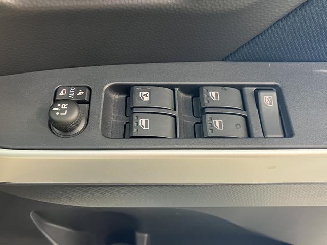 トールカスタムG4WD プッシュスタート 両側電動スライドドア 横滑り防止装置 アイドリングストップ オートライト LEDヘッドライト フロントフォグランプ アダプティブクルーズコントロール 電動パーキングブレーキ(愛媛県)の中古車