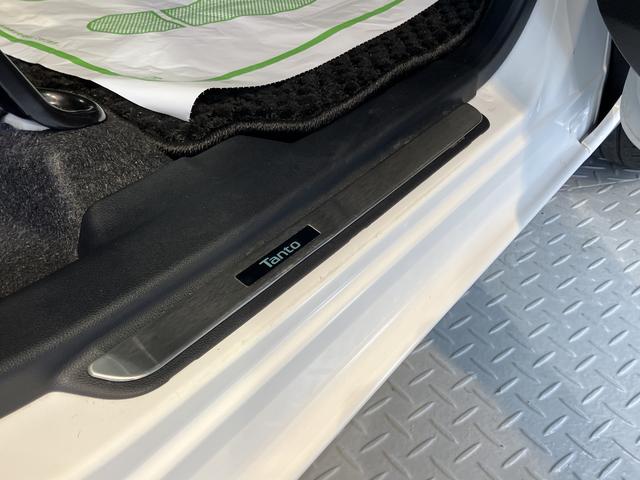 タントＸディスプレイオーディオ　バックモニター　フルセグＴＶ　ＵＳＢ　Ｂｌｕｅｔｏｏｔｈ　ドライブレコーダー　ＥＴＣ　左側電動スライドドア　障害物センサー　オートライト　ＬＥＤヘッドライト　前席シートヒーター（愛媛県）の中古車