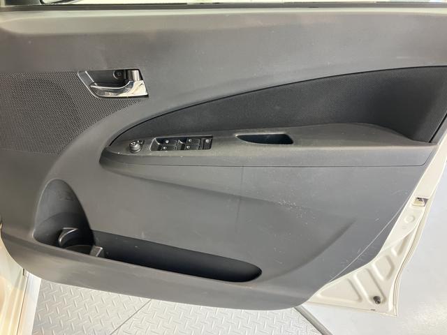 ムーヴカスタム RSナビゲーション バックカメラ ETC車載器 フルセグTV オートエアコン オートライト ディスチャージヘッドライト フォグランプ プッシュスタート 電動格納ドアミラー アルミホイール(愛媛県)の中古車