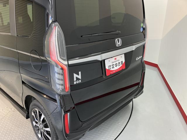N−BOXカスタムG・Lホンダセンシング純正ナビ バックモニター フルセグTV CD DVD USB Bluetooth ドラレコ ETC 左側電動スライドドア プッシュスタート クルーズコントロール オートライト LEDヘッドライト(愛媛県)の中古車