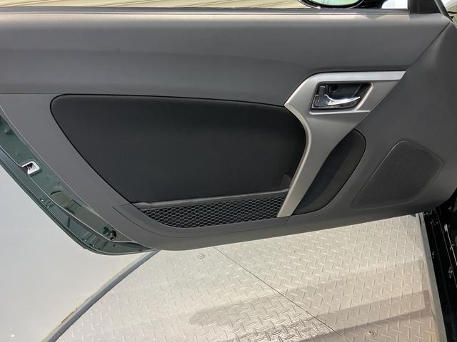 コペンセロ純正ナビ　バックモニター　フルセグＴＶ　ＣＤ　ＤＶＤ　ＵＳＢ　Ｂｌｕｅｔｏｏｔｈ　ＥＴＣ　ドラレコ　オートライト　ＬＥＤヘッドライト　前席シートヒーター　障害物センサー　アイドリングストップ　キーレス（愛媛県）の中古車
