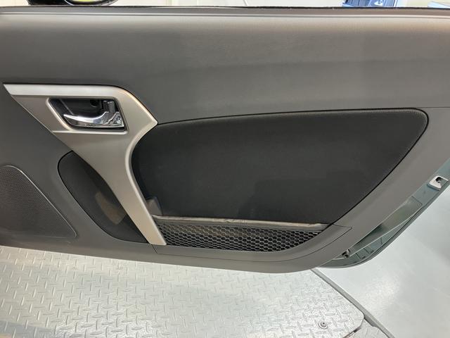コペンセロ純正ナビ　バックモニター　フルセグＴＶ　ＣＤ　ＤＶＤ　ＵＳＢ　Ｂｌｕｅｔｏｏｔｈ　ＥＴＣ　ドラレコ　オートライト　ＬＥＤヘッドライト　前席シートヒーター　障害物センサー　アイドリングストップ　キーレス（愛媛県）の中古車