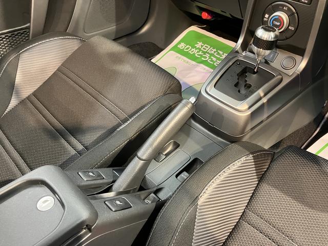 コペンセロ純正ナビ　バックモニター　フルセグＴＶ　ＣＤ　ＤＶＤ　ＵＳＢ　Ｂｌｕｅｔｏｏｔｈ　ＥＴＣ　ドラレコ　オートライト　ＬＥＤヘッドライト　前席シートヒーター　障害物センサー　アイドリングストップ　キーレス（愛媛県）の中古車