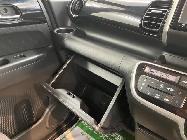 Ｎ−ＢＯＸカスタムＧ・ターボパッケージ純正ナビ　バックモニター　ワンセグＴＶ　ＣＤ　ＤＶＤ　ドラレコ　ＥＴＣ　両側電動スライドドア　アイドリングストップ　ベンチシート　クルーズコントロール　オートライト　ディスチャージヘッドライト（愛媛県）の中古車