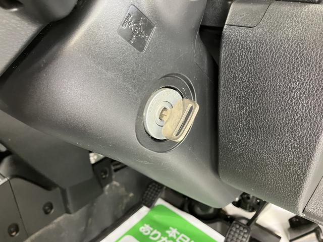 ハイゼットトラックスタンダード４ＷＤ　マニュアル車　エアコン　パワステ　ＡＢＳ　エアバッグ　ラジオ（愛媛県）の中古車