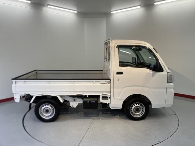 ハイゼットトラックスタンダード４ＷＤ　ＡＴ車　ラジオ　マニュアルエアコン　パワステ　ＡＢＳ　運転席エアバッグ（愛媛県）の中古車